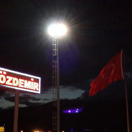 Ozdemir Hotel Pamukova 外观 照片